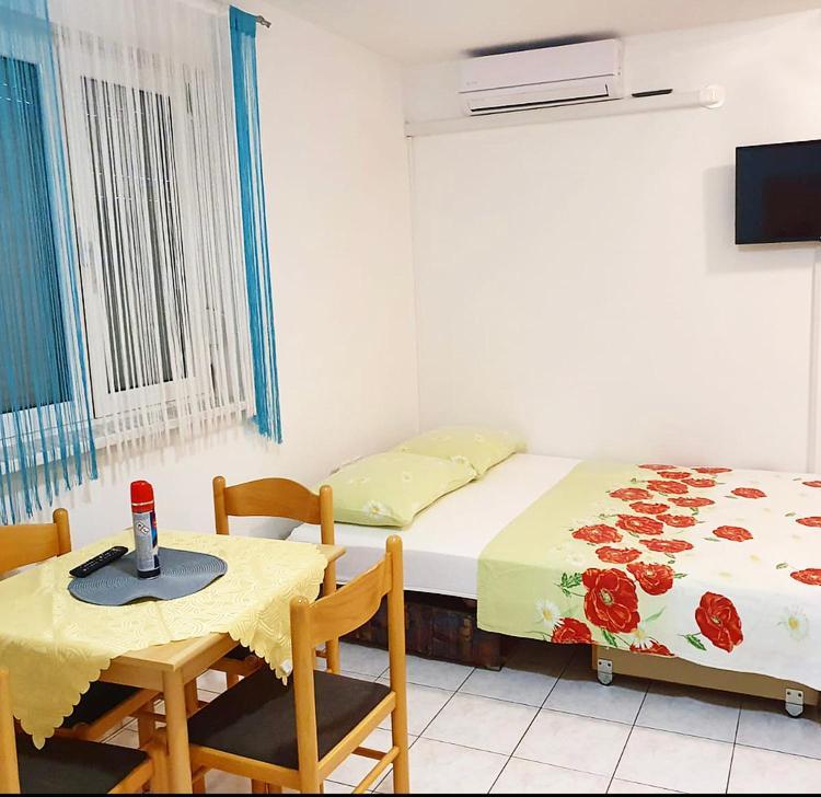 Guesthouse Pejo ポレッチ エクステリア 写真